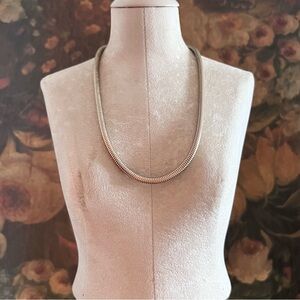 ⭐️ Vintage Gold Tone Snake Chain Necklace